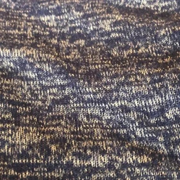 NEW YORK & CO. BLUE/WHITE WOMEN'S COLD SHOULDER SWING TUNIC SWEATER MEDIUM-EUC - Picture 8 of 8